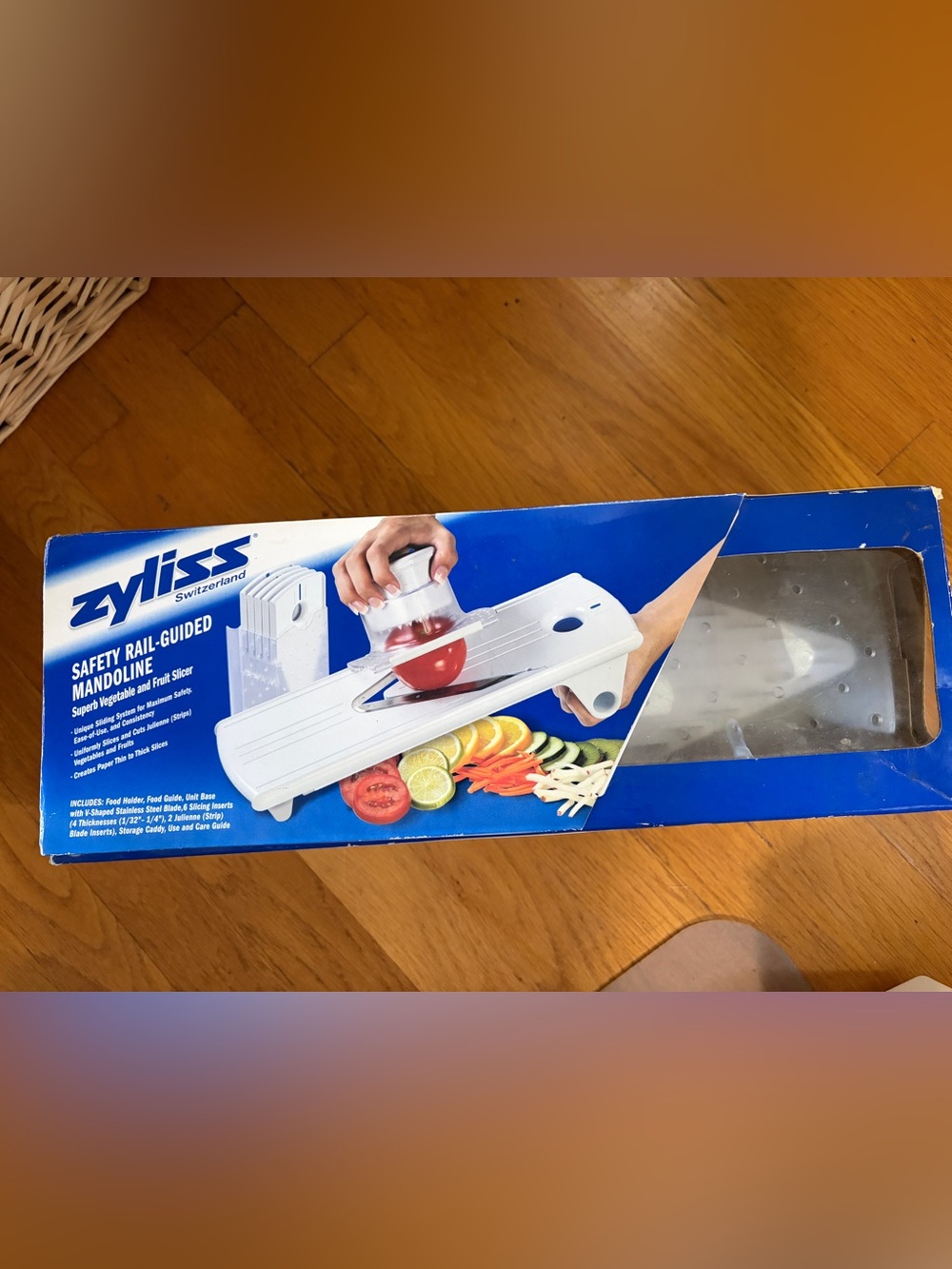 Zyliss Easy Slice Mandoline 11700 Safety Rail Guide Gourmet V Slicer Cheese